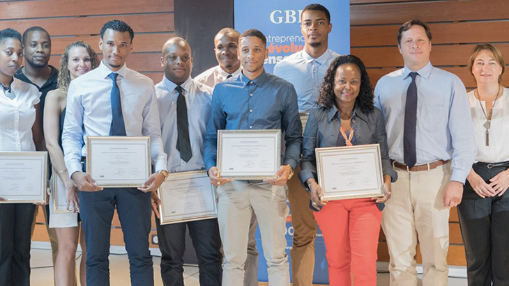 Devenir responsable opérationnel de la distribution Formation sur mesure menée par GBH avec Neoma Business School